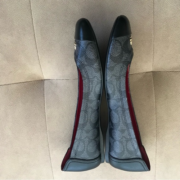 Final sale New Coach New York real leather logo flats - Picture 3 of 13